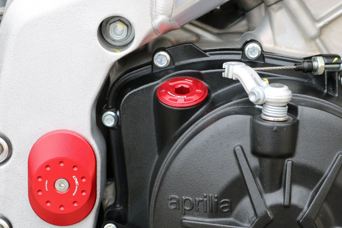 Olievuldop 'Gear' Suzuki RF 600 R (1994-1996) gemonteerd in rood