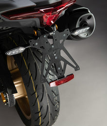 Lightech 'Race' registreringsskyltinnehavare Kit-Innovation möter Elegance-Yamaha T-Max 530 /560 2017-2021