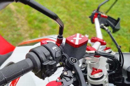 Frambromsvätskebehållare - Ducati DesertX 2022+ Ducati DesertX (2022+)