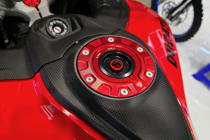 Fast Key kern voor CNC Racing tankdop Aprilia RS 660 (2025+) zwart-rood gemonteerd in rode tankdop