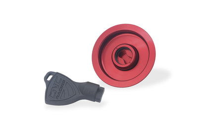 Fast Key kern voor CNC Racing tankdop Triumph Tiger 900 GT (2020-2023) rood met sleutel er uit