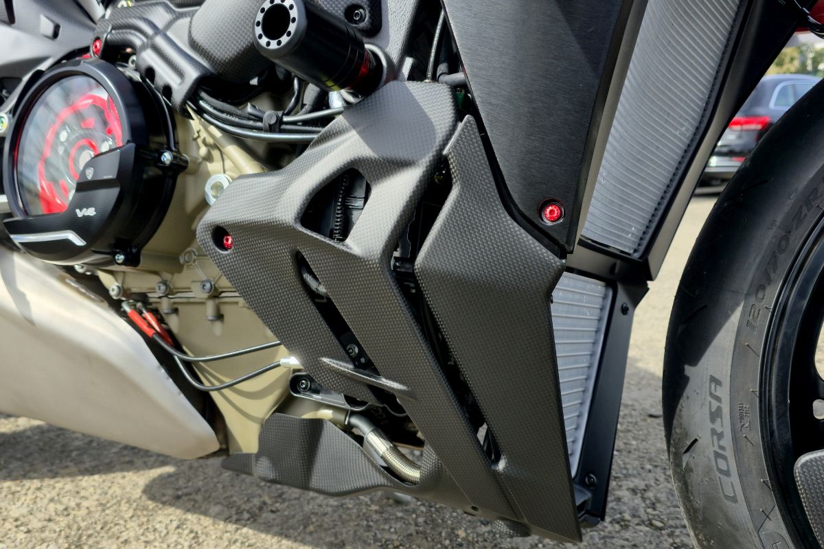 Bellypan panelen set mat carbon Ducati Streetfighter V4 (2025+)
