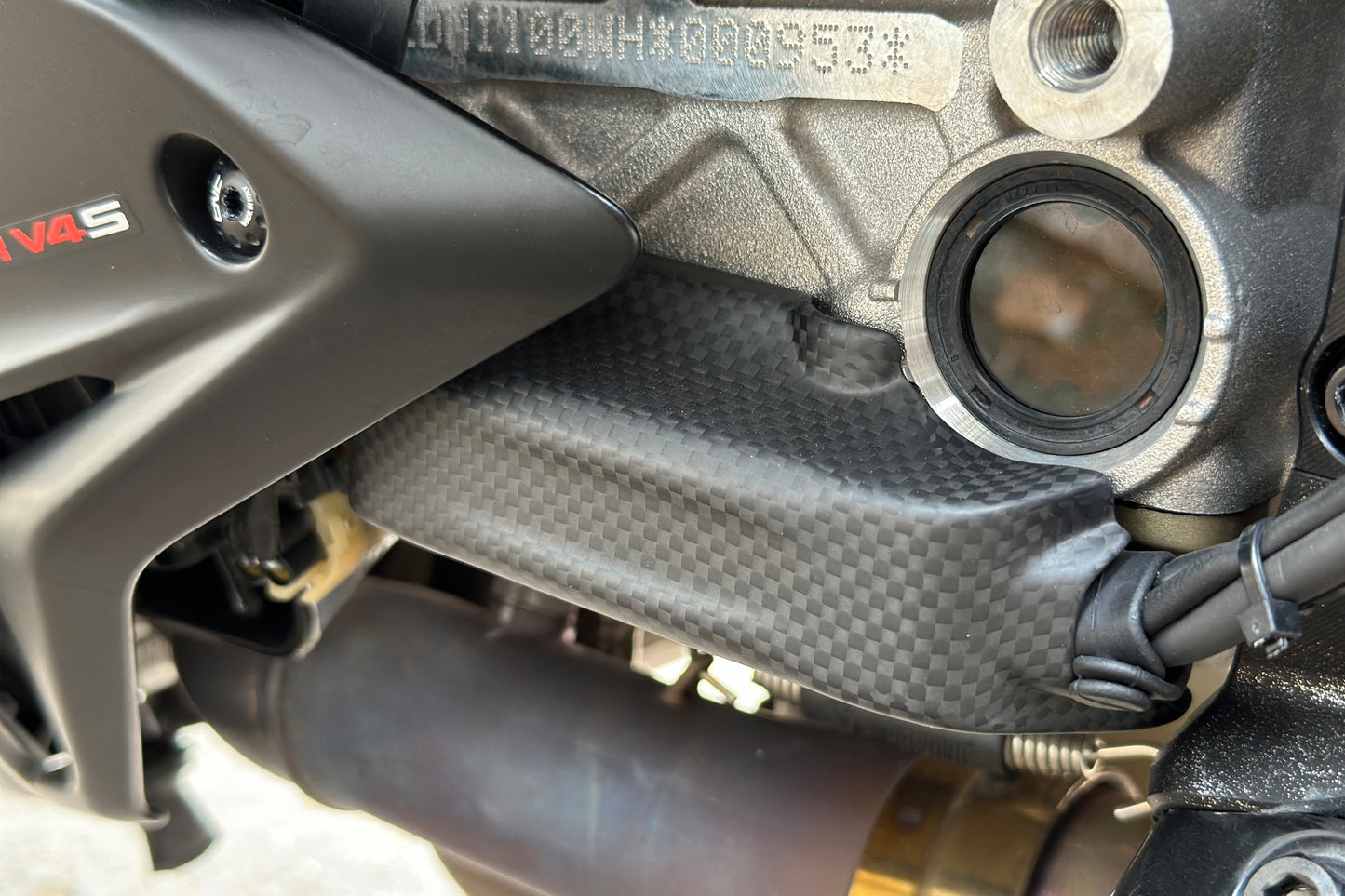 Matt Carbon Quick-Shift Cable Cover Ducati Ducati Streetfighter V4 SP2 (2023-2024)
