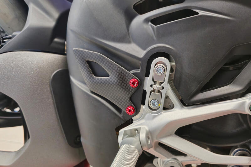 Mat carbon hielbeschermers (2 st.) Ducati Panigale V4 Tricolore (2025+)