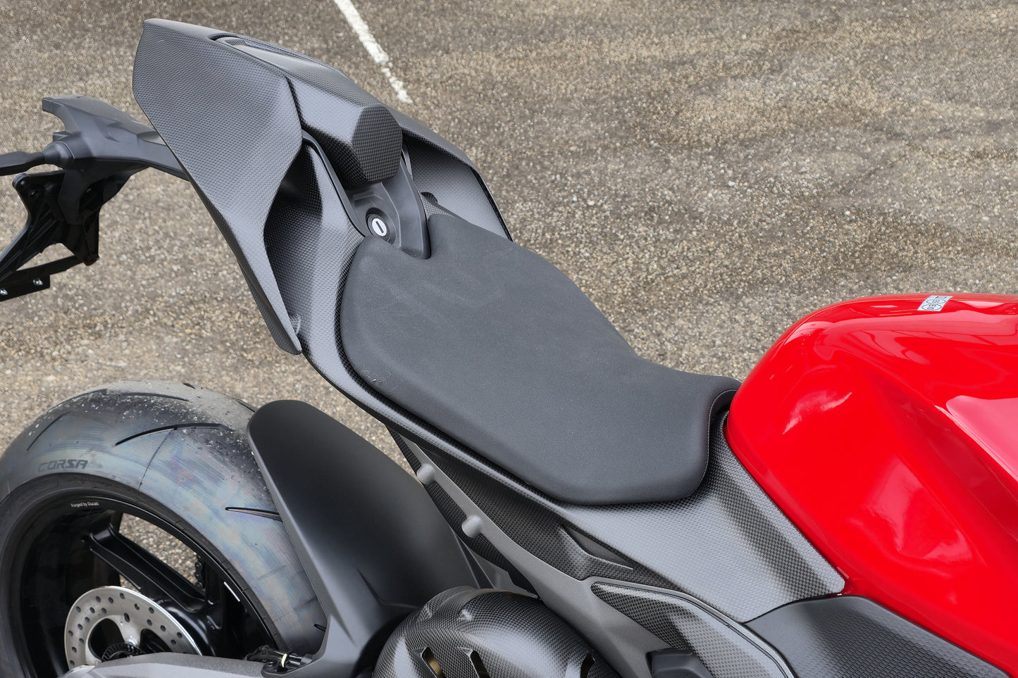Duoseatcover met rugsteun mat carbon Ducati Panigale V4 (2025+)