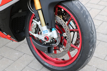 GP Remklauw koeling luchtgeleider set carbon Ducati Multistrada V4 S (2021+) mat carbon gemonteerd op Aprilia Tuono V4 ter voorbeeld
