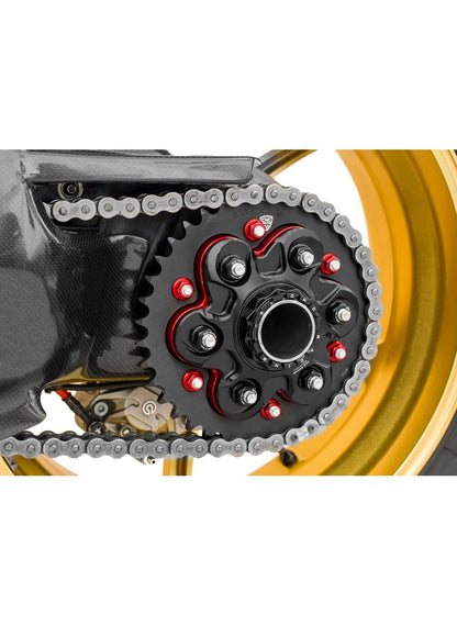 Rear sprocket carrier for 6-nut models