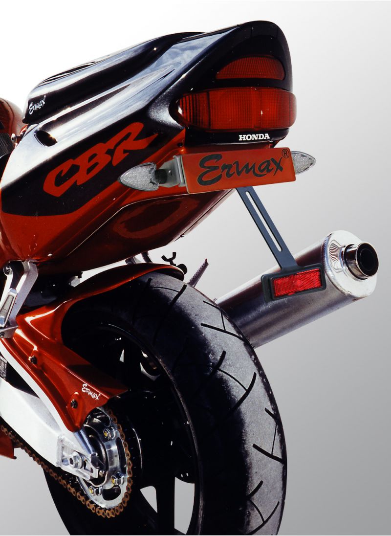 Ermax hat Honda CBR900RR 1998-1999 übernommen