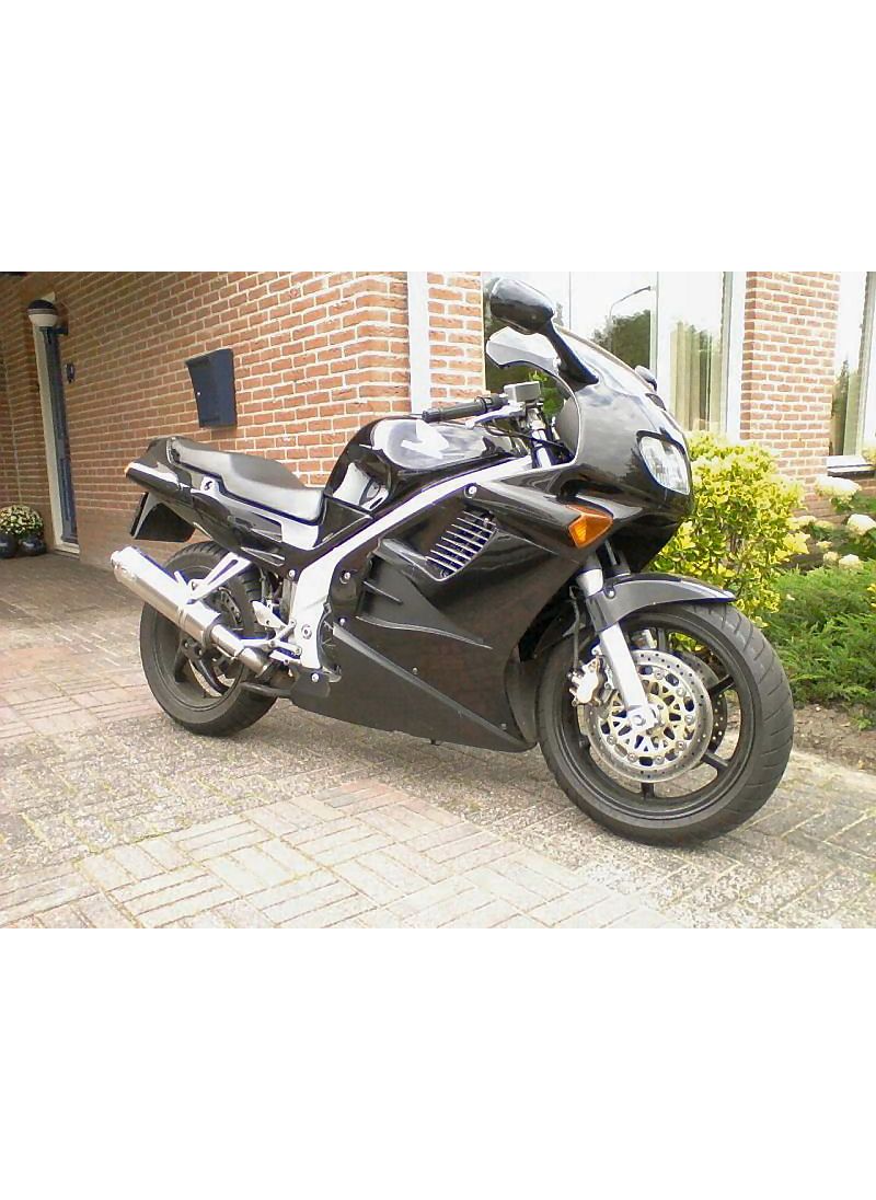 G & G Oval Auspuff 1994-1997 VFR750