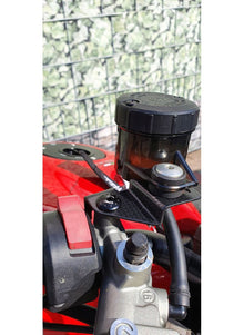 Remvloeistof koppeling vloeistof reservoir steunenset (2 st. ) mat carbon Ducati Monster V2 + (Plus) (2026+)